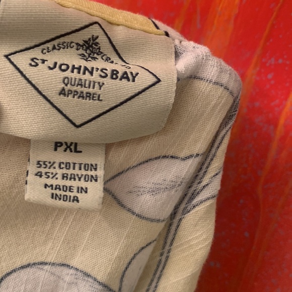 ST. JOHN’S BAY Floral Top - Picture 10 of 12